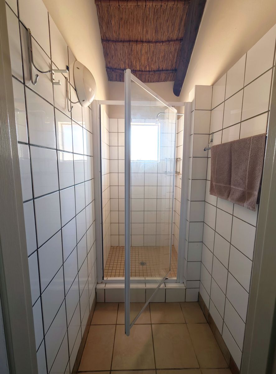Twee Rivieren Restcamp shower