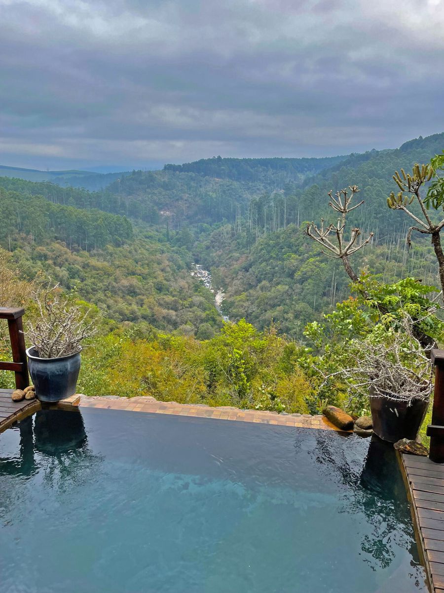 Tanamera Lodge pool view