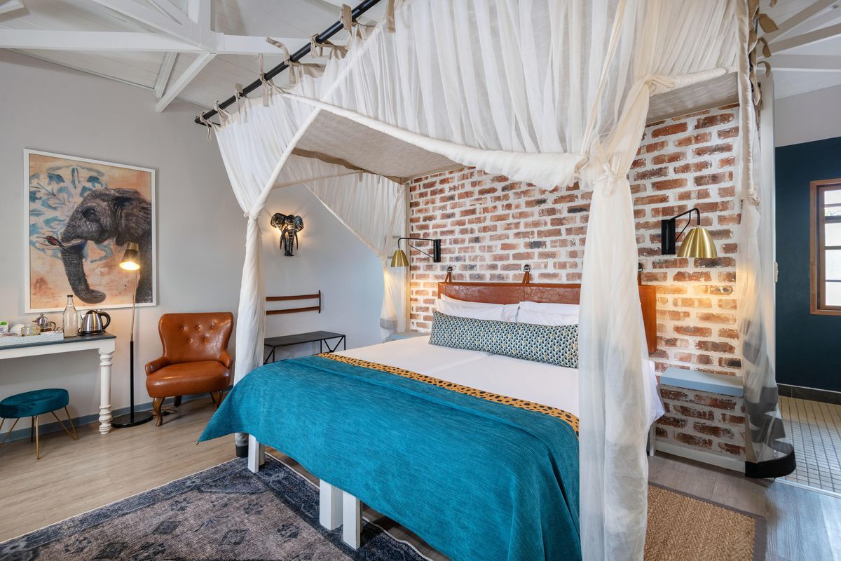 Etosha Safari Lodge room