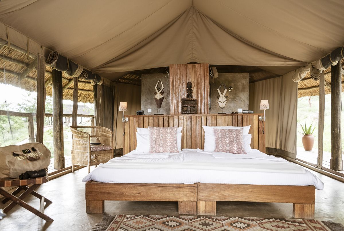 Grumeti Hills tent interior