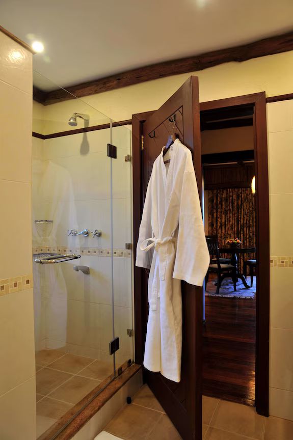 Kilaguni shower