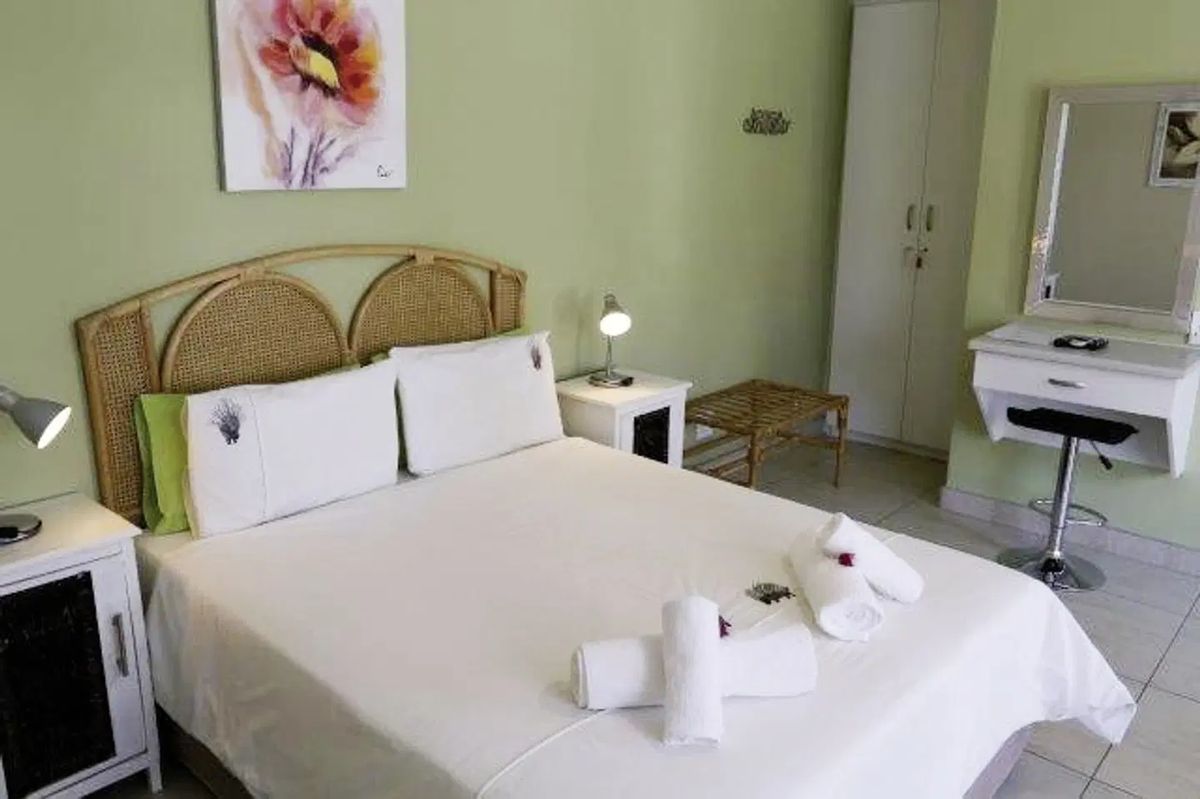 Capbon Guesthouse room
