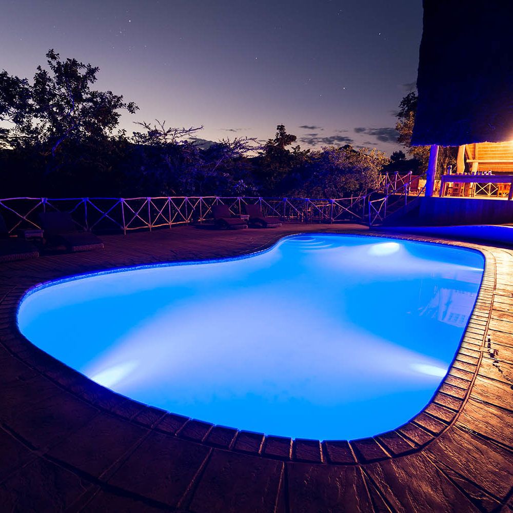 Tongole Wilderness Lodge pool at night