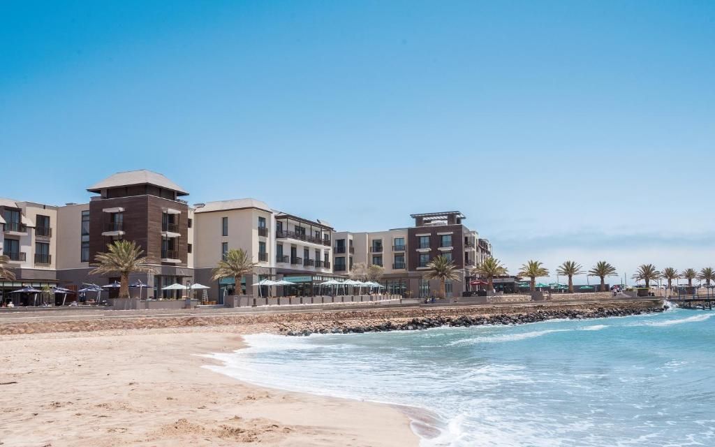 Strand Hotel beach front
