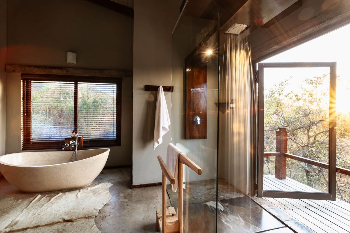 Rhino Ridge bath