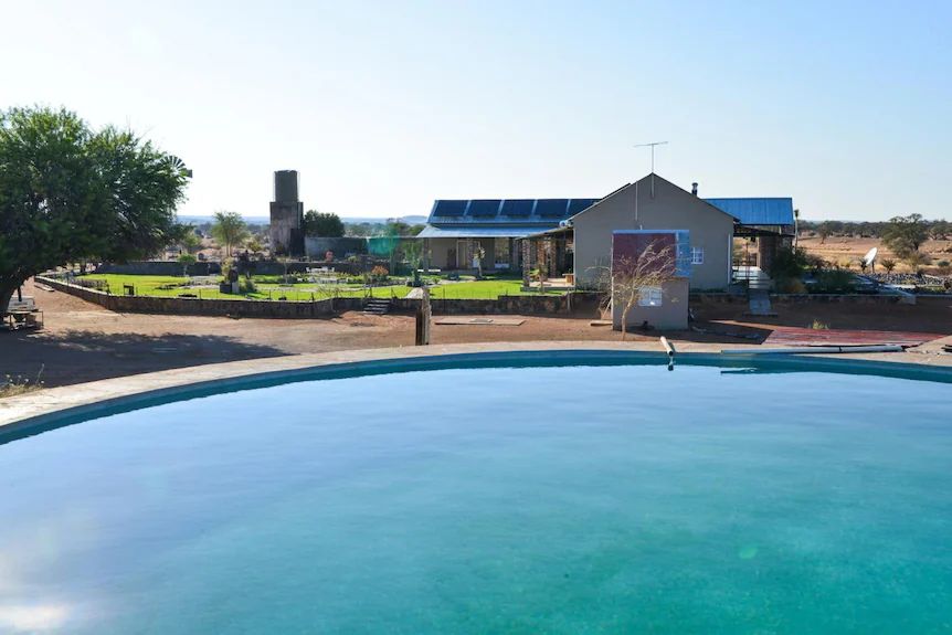 Alte Kalköfen Lodge pool