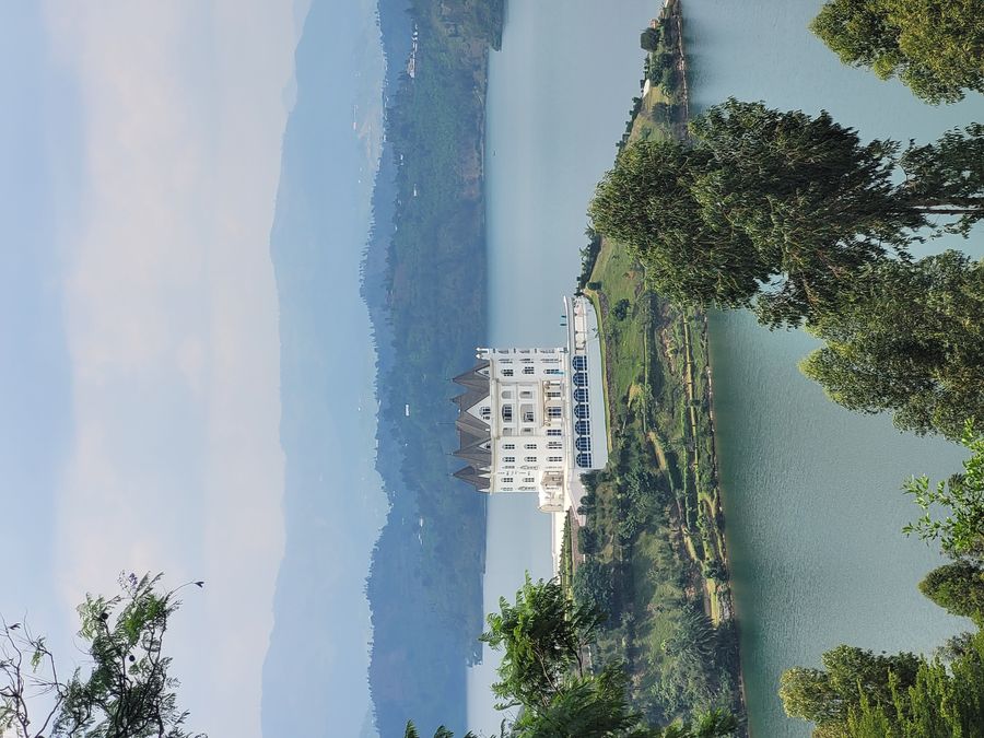 Lake Kivu Chateau Malala Hotel