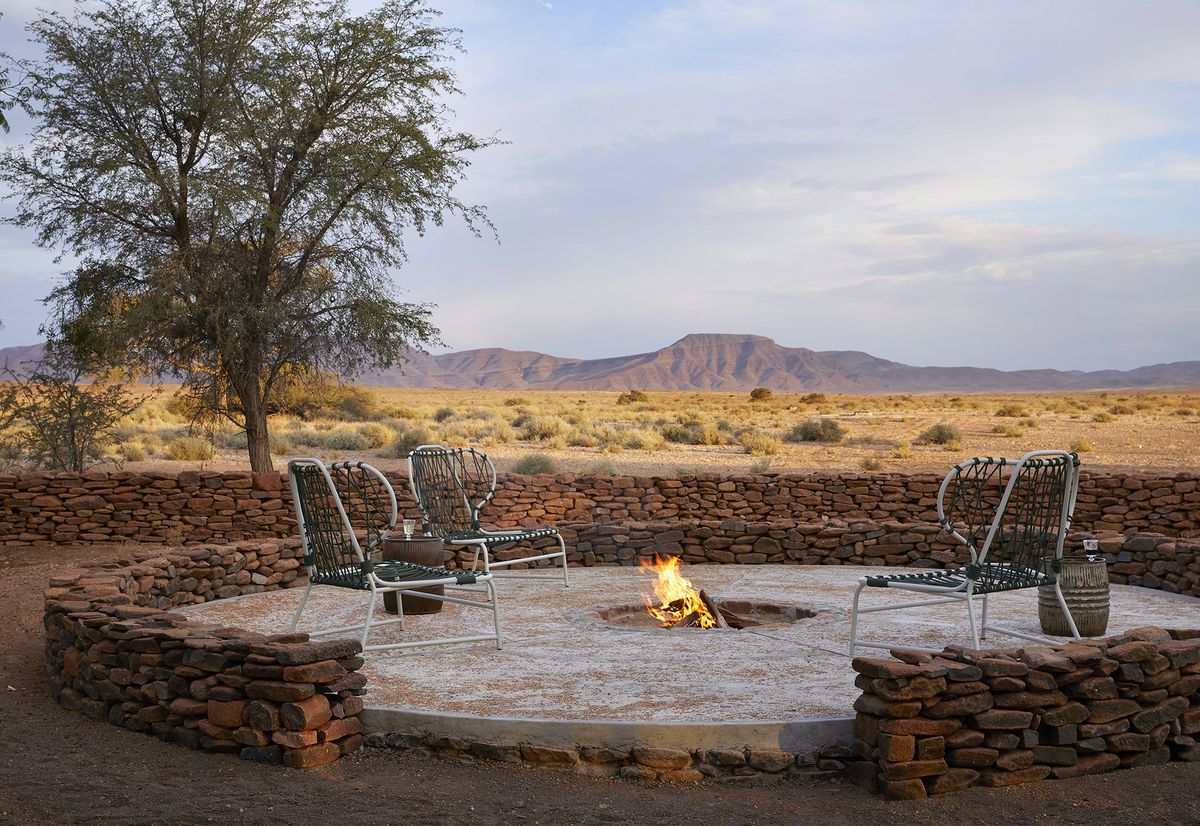 Nooishof fireplace