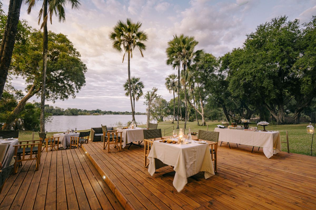 Ilala Lodge dining