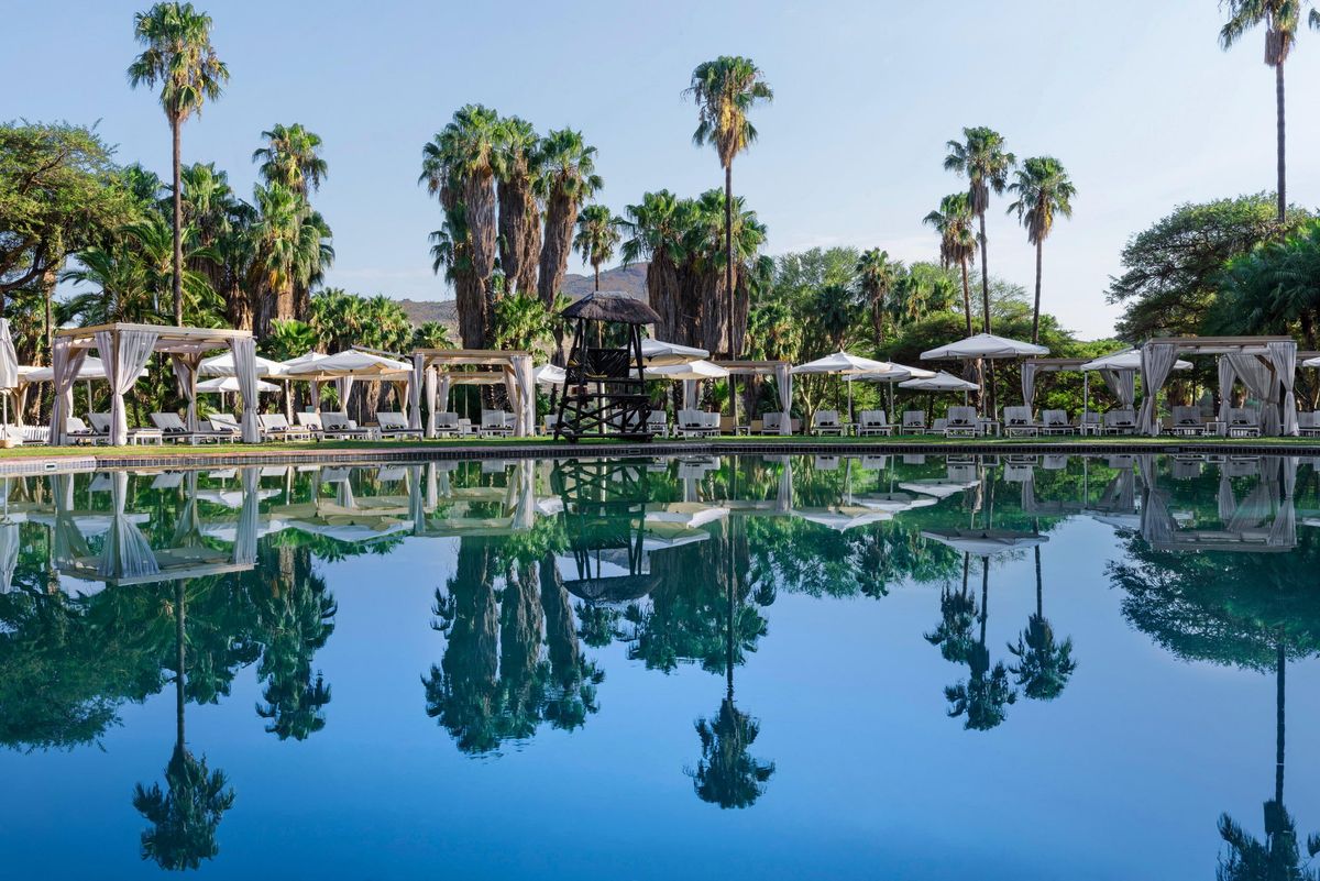 Sun City Cabanas pool
