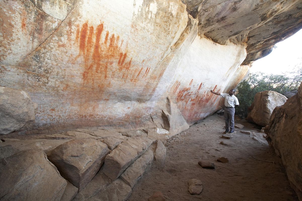 Bushmans Kloof guide excursions
