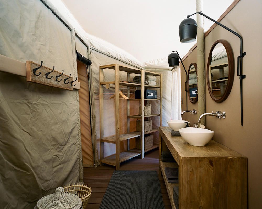 Hoanib Valley Camp bath