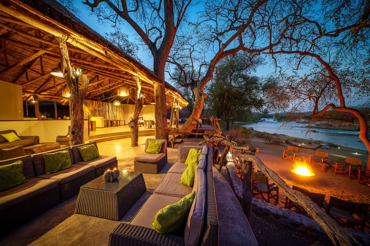 Mkulumadzi Lodge deck fireplace