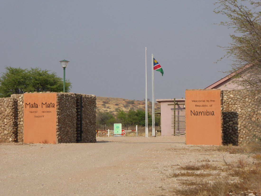Mata Mata Restcamp exit