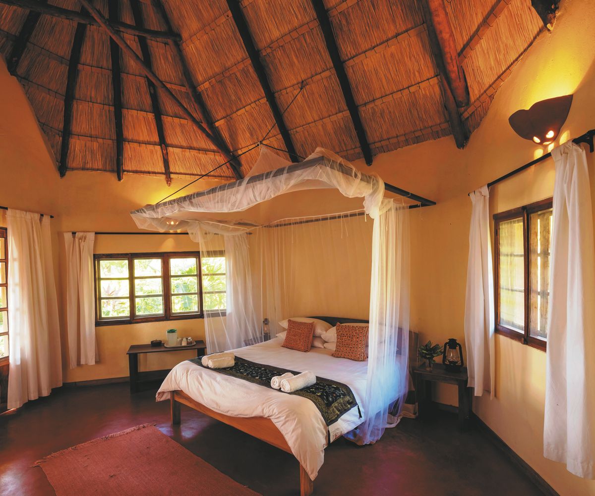 Makuzi Beach Lodge room