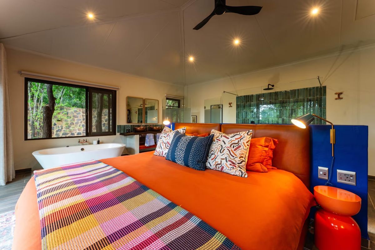Jaci's Private Lodge Nare Villa bedroom