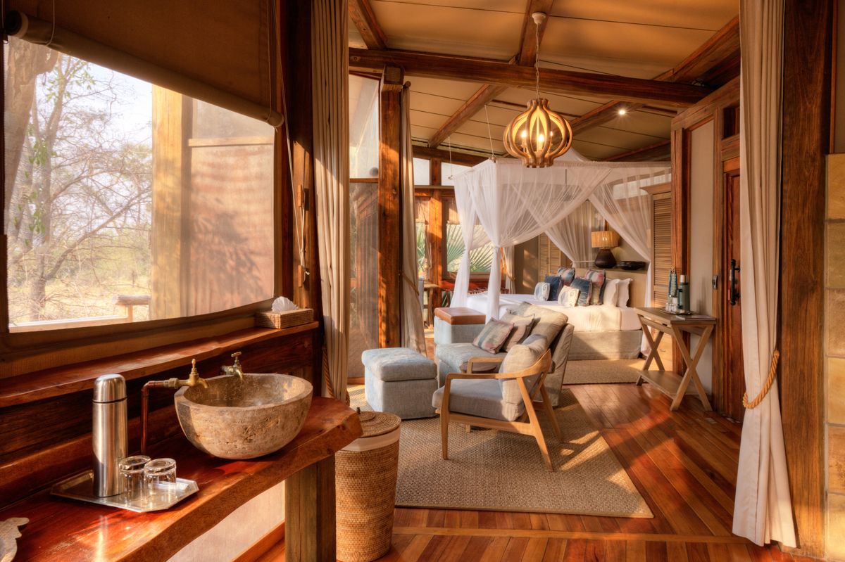 Camp Okavango suite