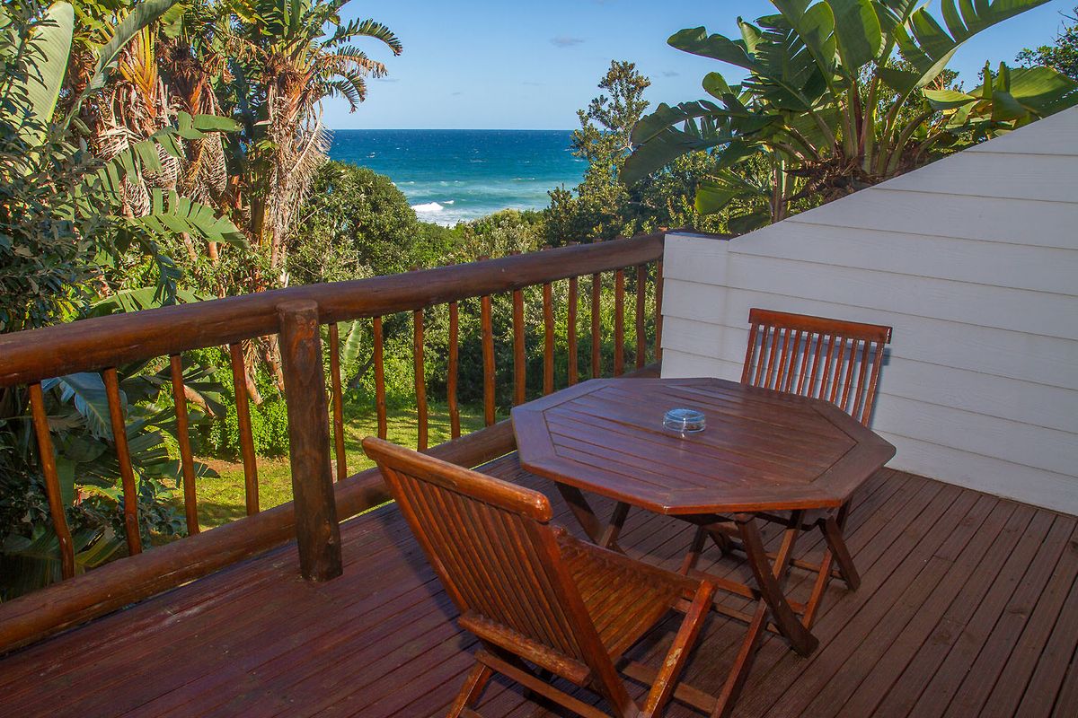 Crawfords Beach Lodge room terrace