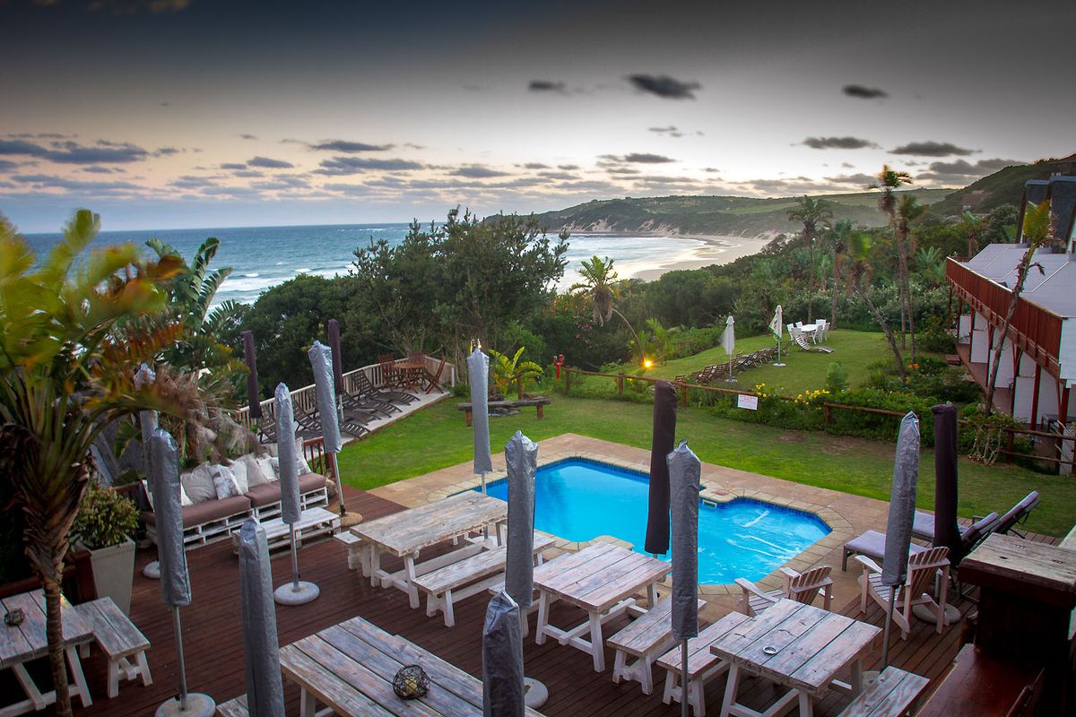 Crawfords Beach Lodge aerial view