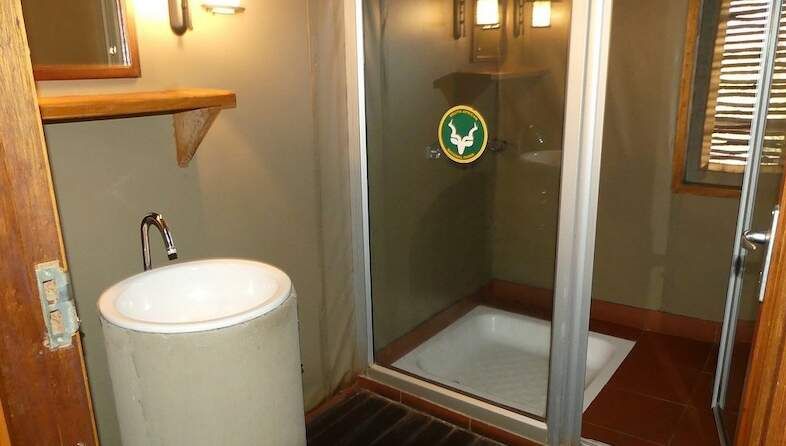 Punda Maria bathroom