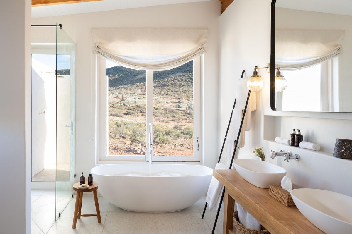 Simbavati Cederberg Ridge superior suite bath