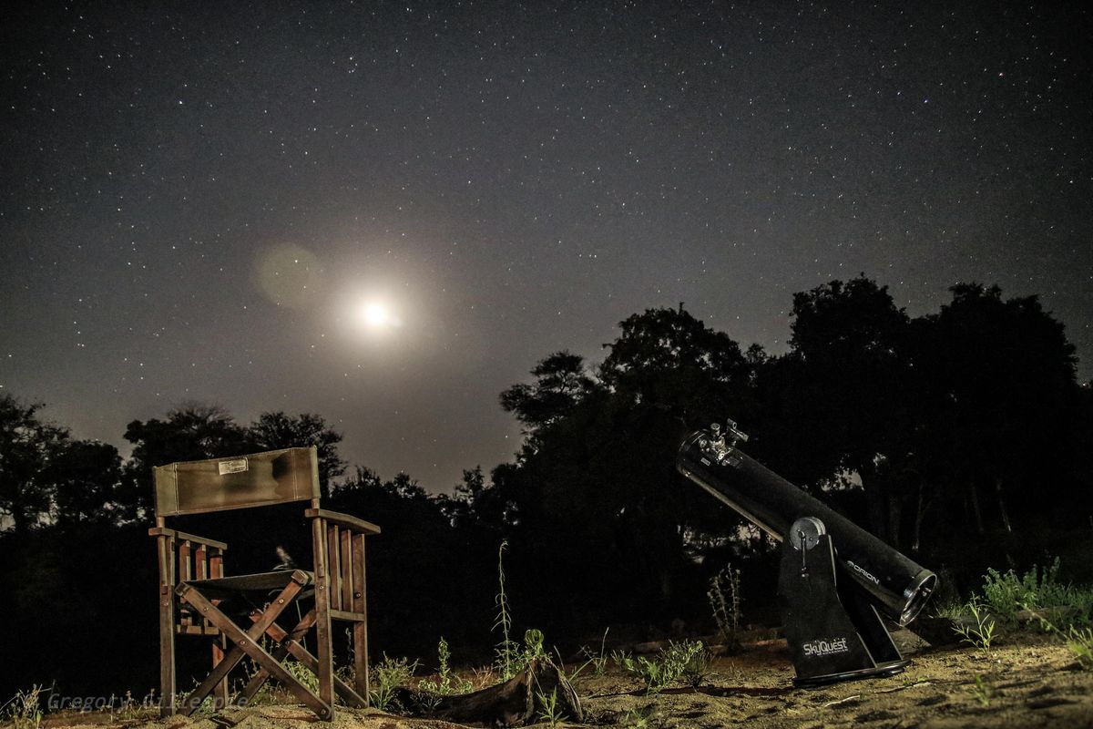 Rhino Post Safari Lodge star gazing