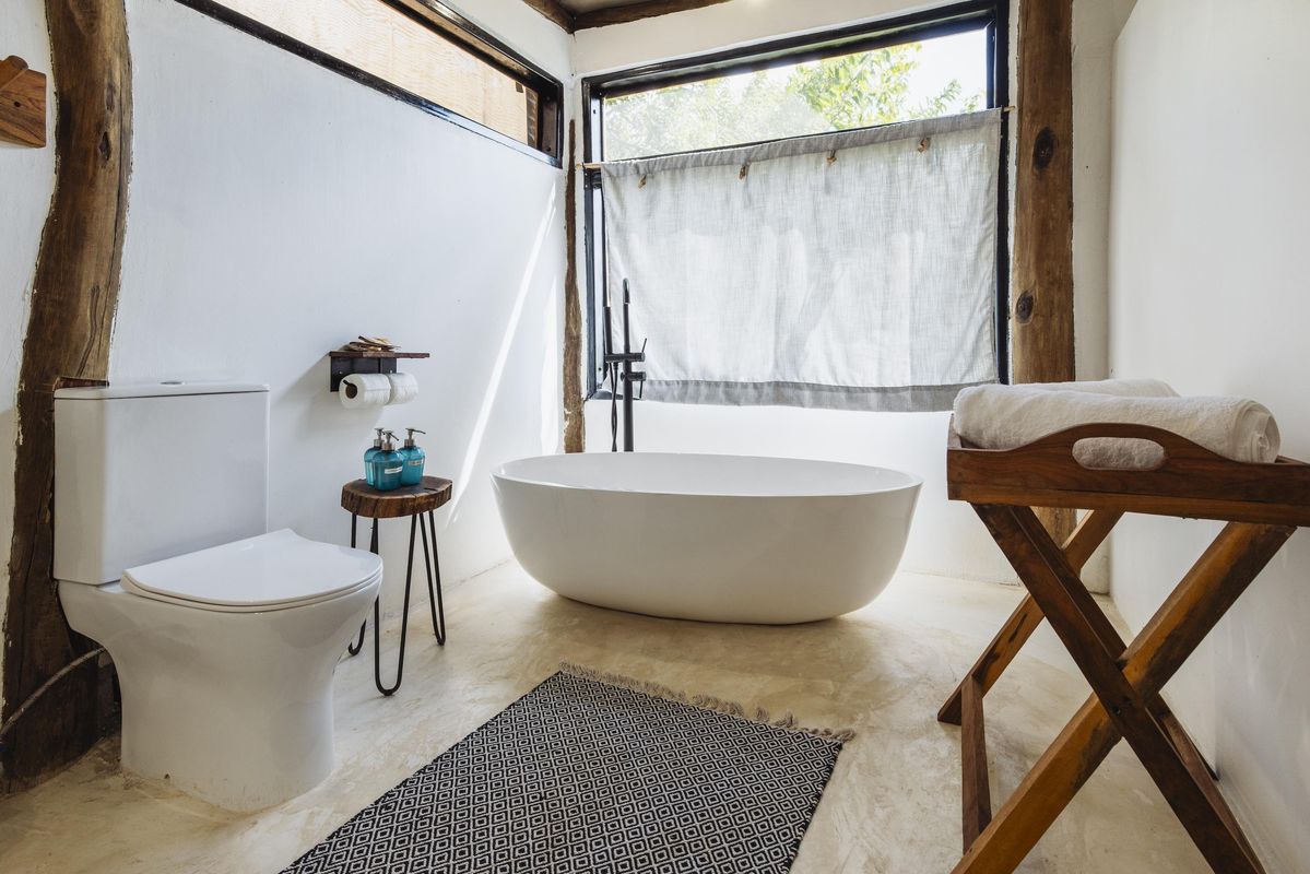 Kafunta jacana bath