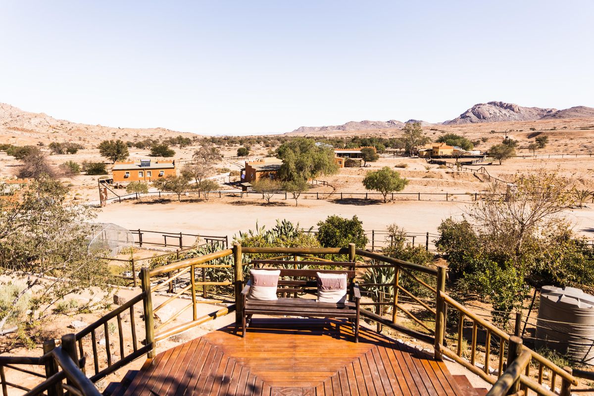 Desert Horse Inn view