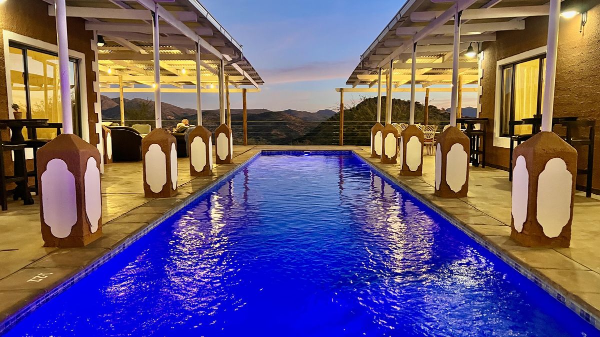 River Crossing Lodge - Main Pool