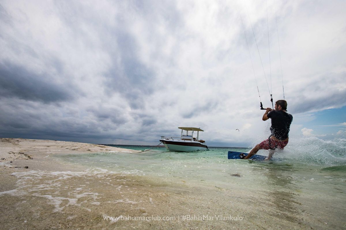 Vilanculos kite surfing