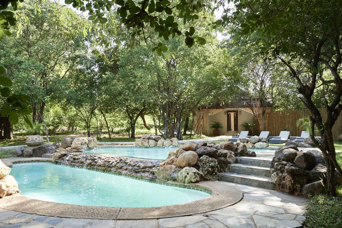Chobe Chilwero pool