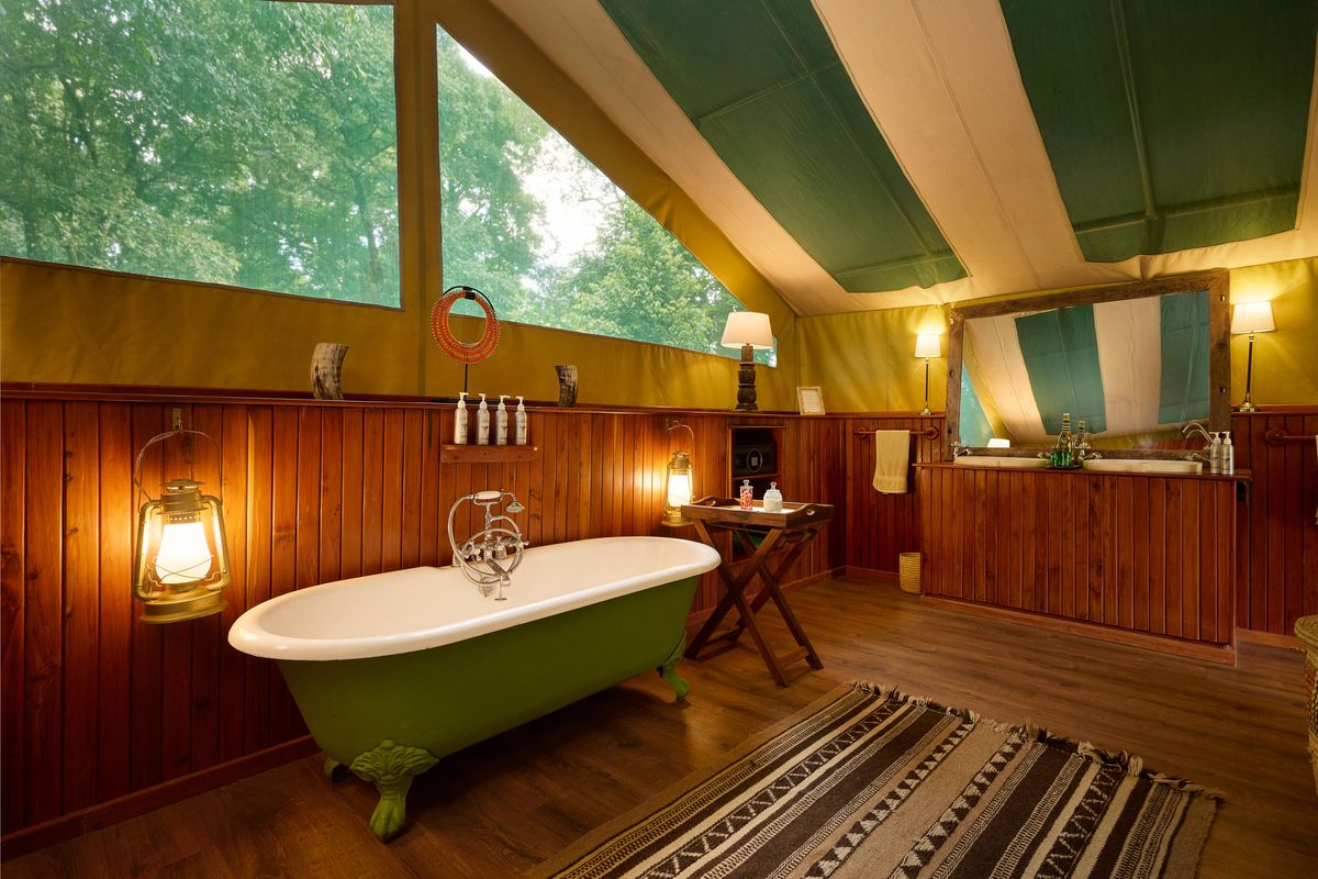 Governors Il Moran bath