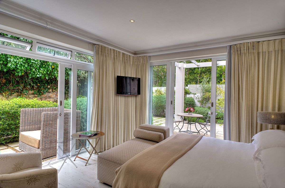 Sea Five Boutique Hotel garden room