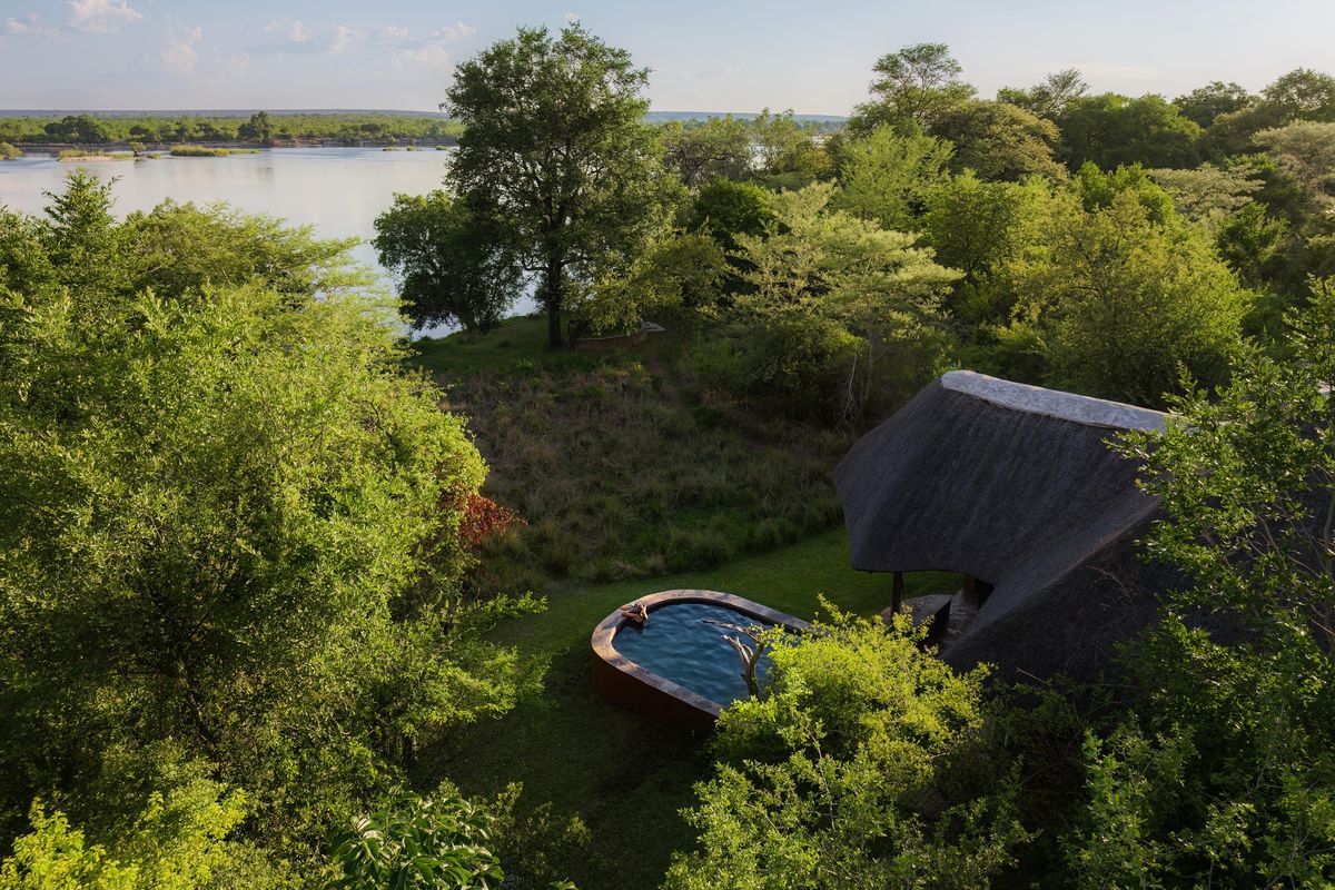 Chundukwa River Lodge area