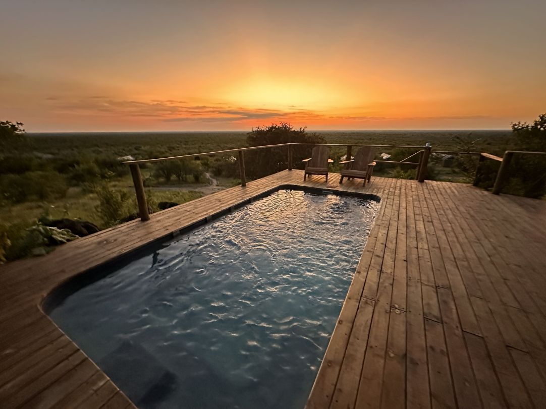 Great Tsau Hill pool sunset