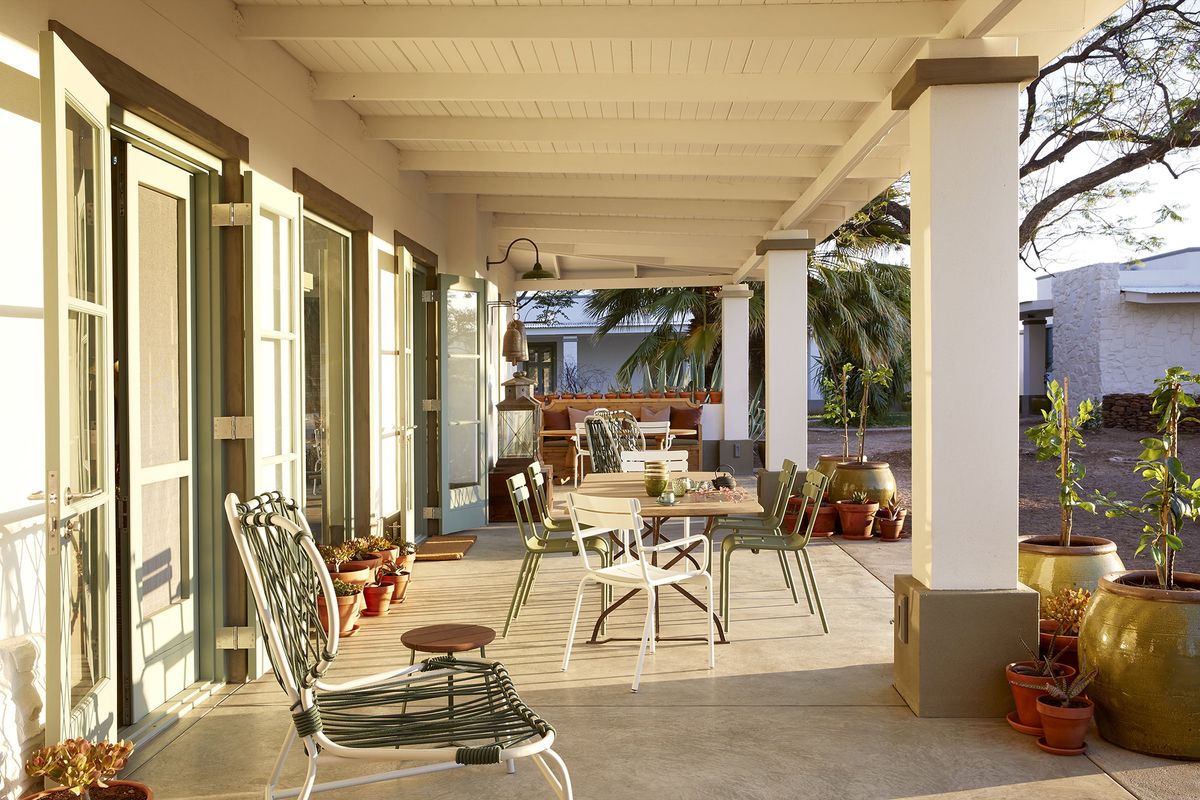 Nooishof patio