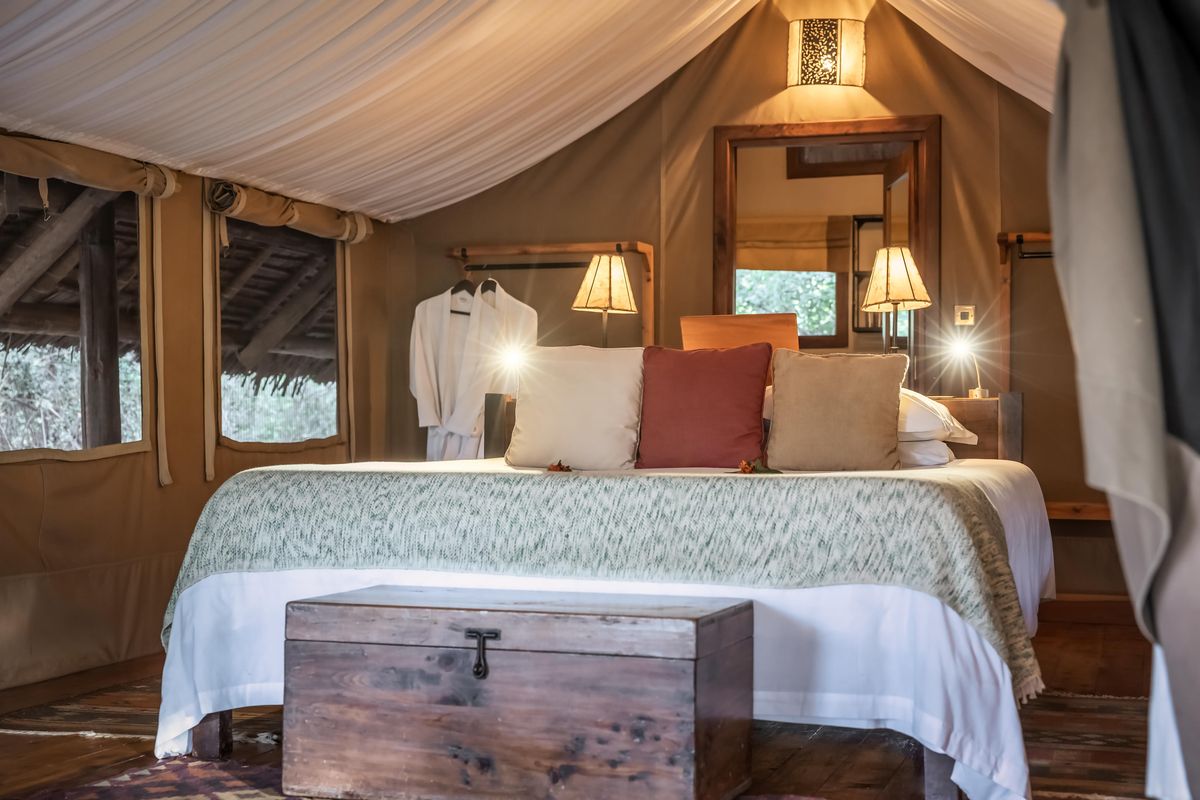 Elewana Tortilis tent interior