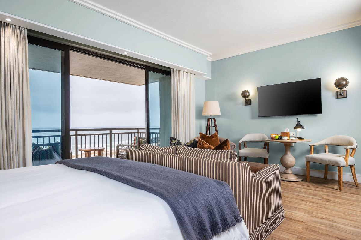 Strand Hotel junior suite