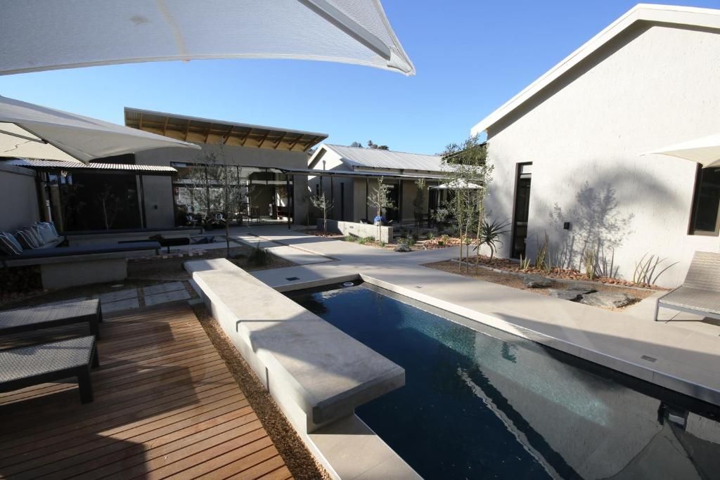 Elegant Guesthouse pool