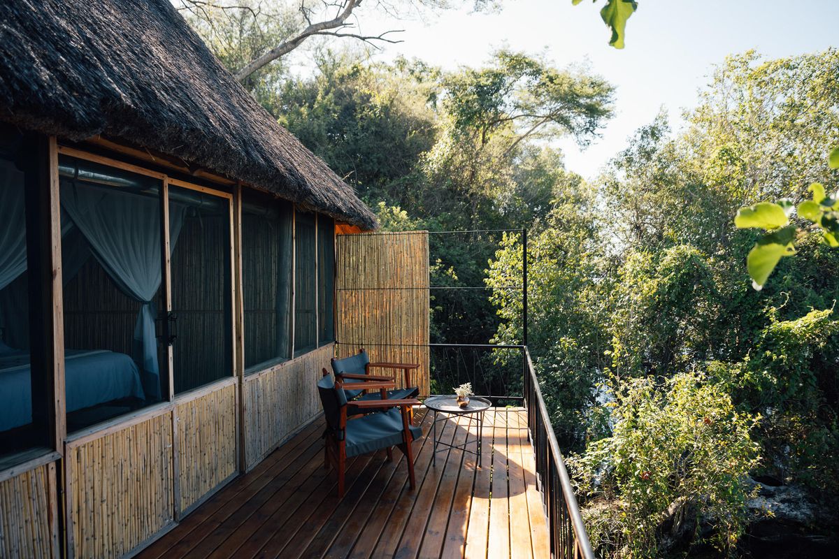 Chundukwa River Lodge balcony