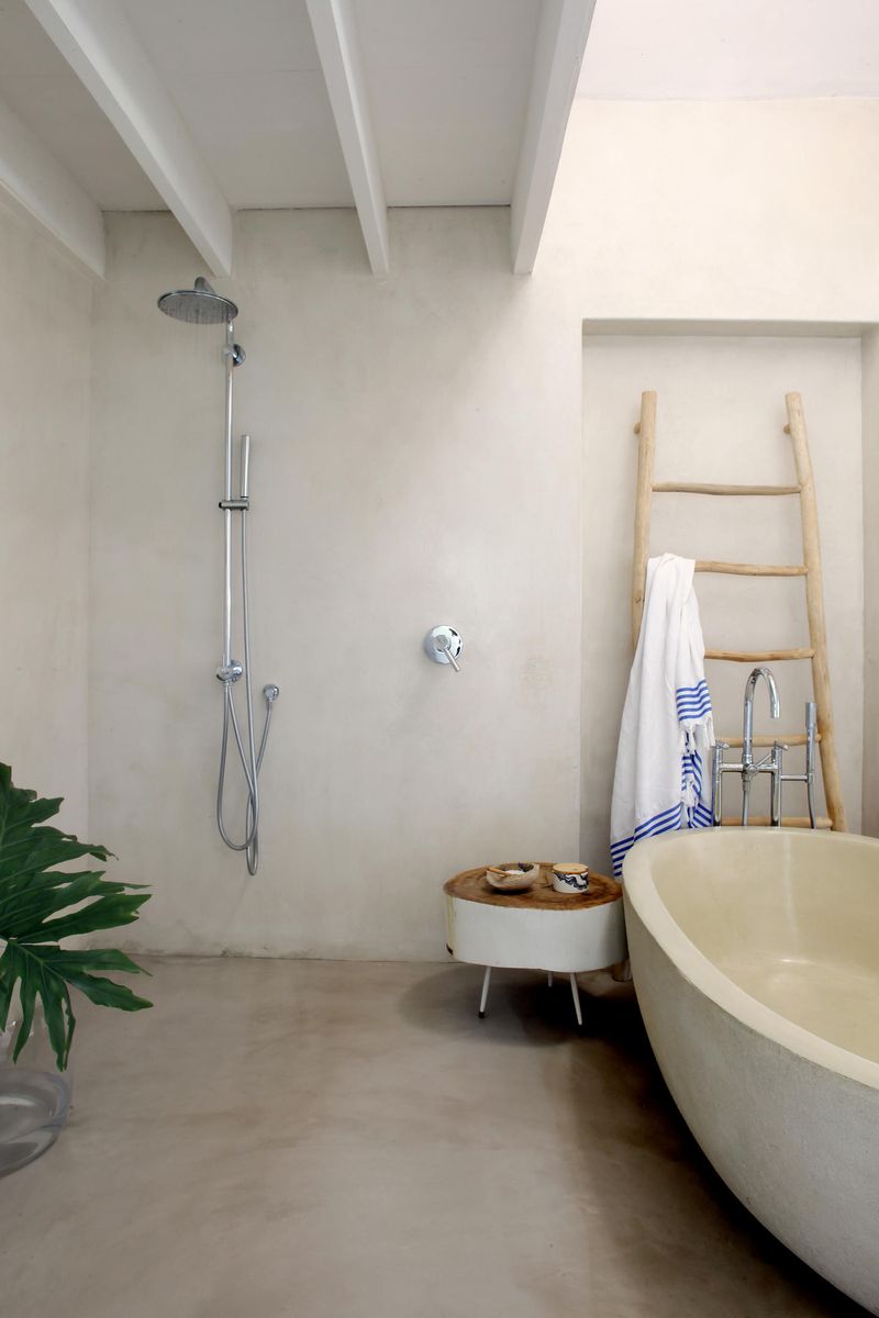 Strandloper Ocean Boutique Hotel bathroom