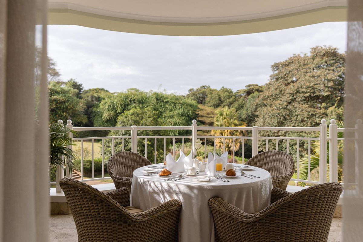 Hemingways Nairobi terrace