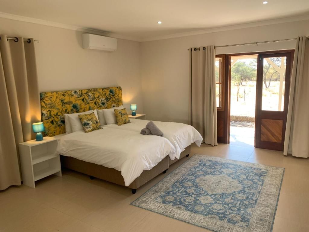 Otjibamba Safari Lodge room