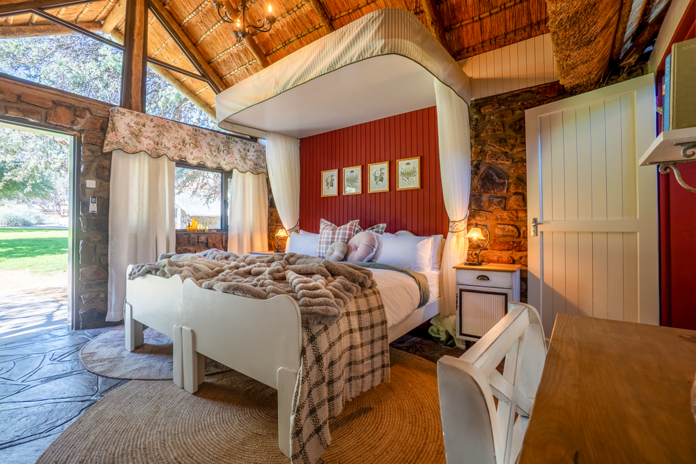 Canyon Lodge room
