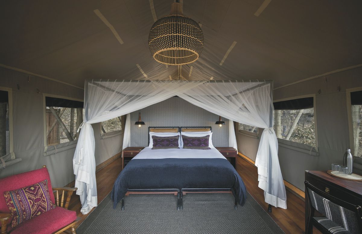 Somalisa Exped room interior