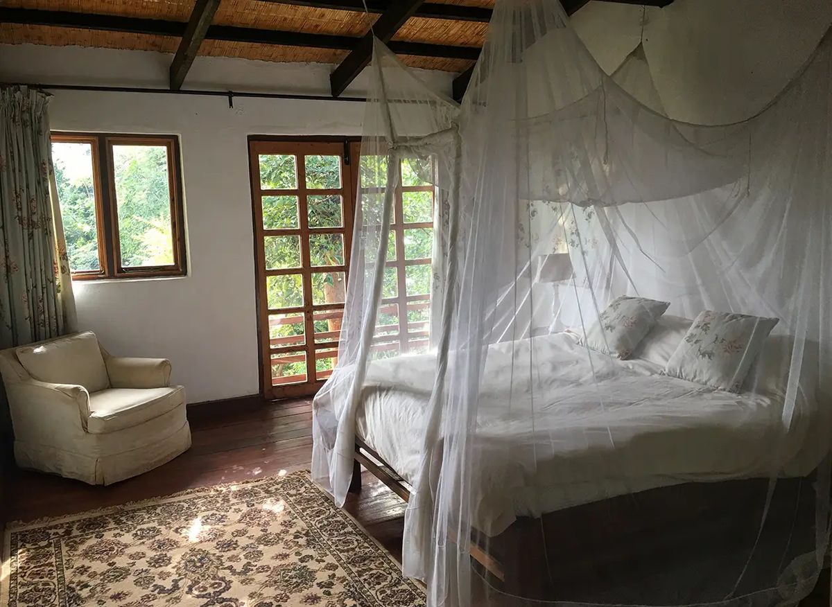 Luwawa Forest Lodge room