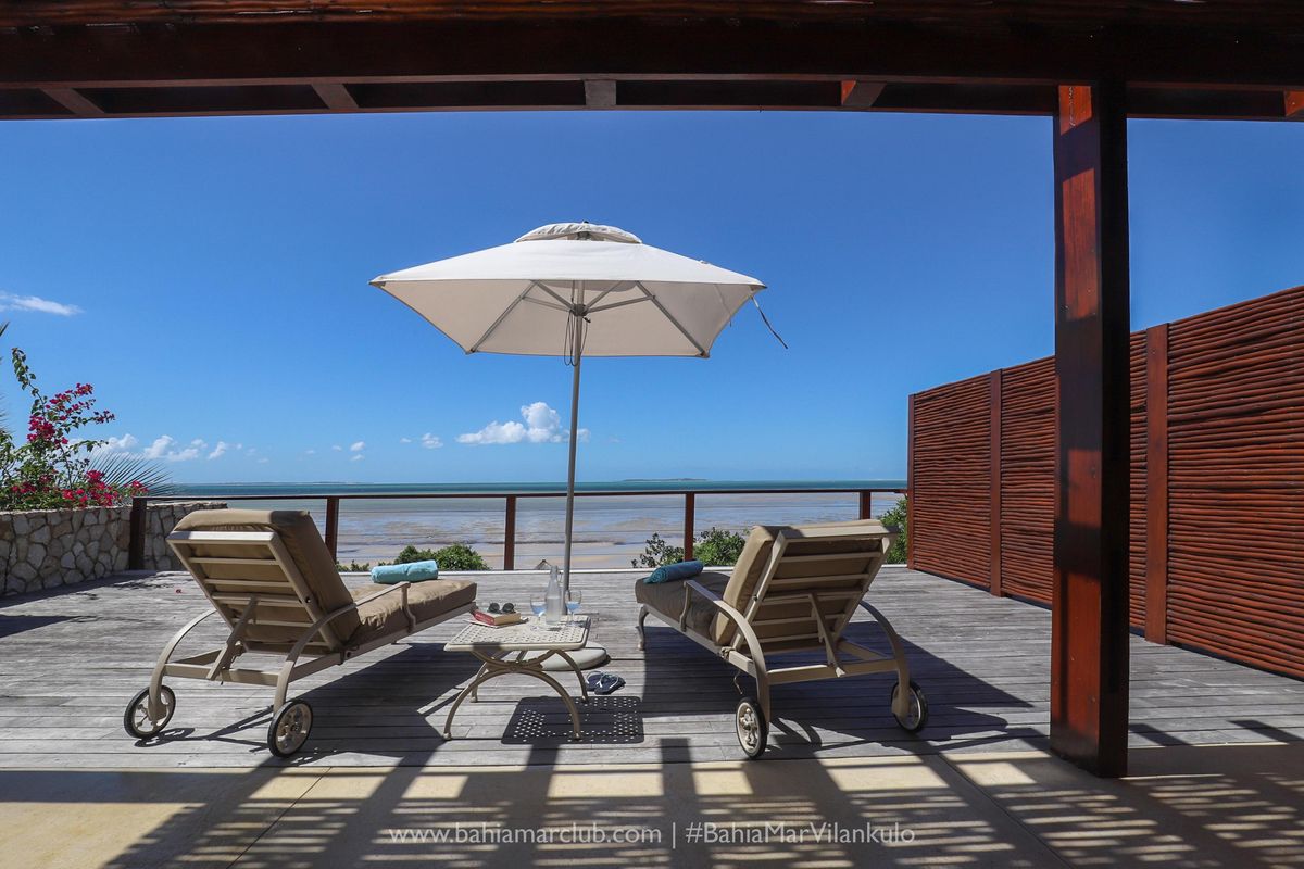 Bahia Mar Boutique Hotel deck