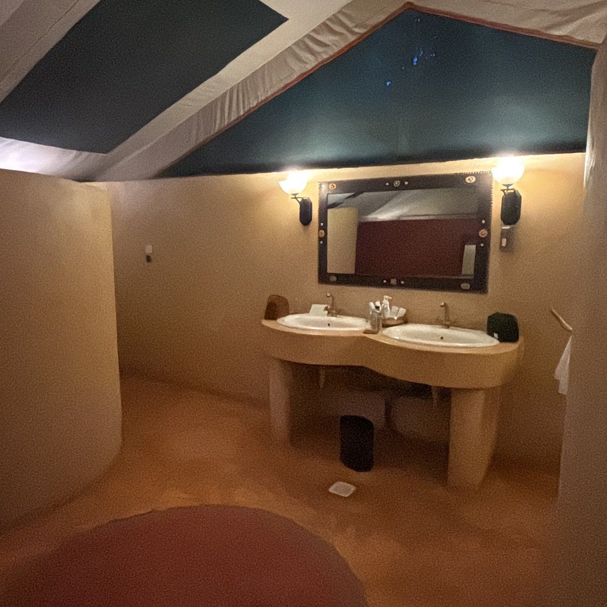 Mara Engai Wilderness Lodge bathroom