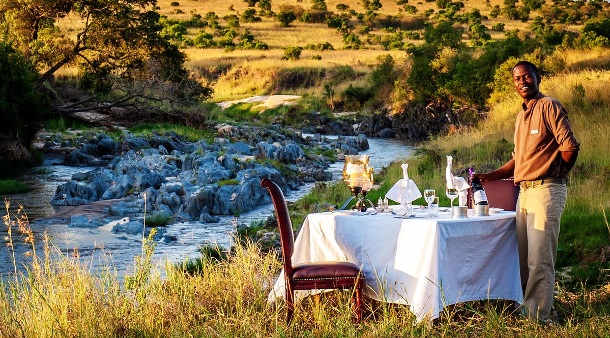 Elewana Sand River outdoor dining