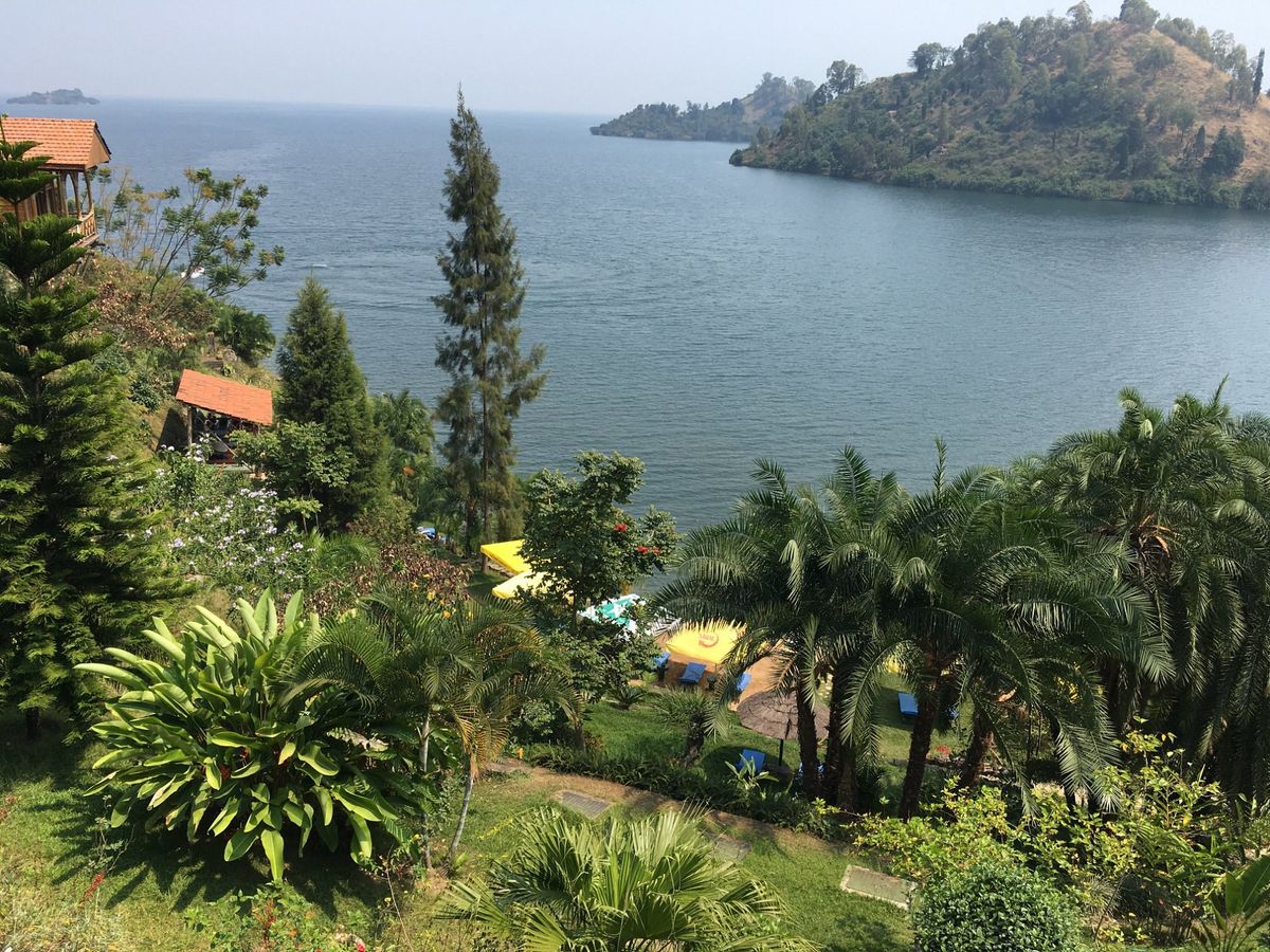Cormoran Lodge lake view